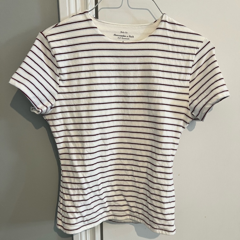 Abercrombie & Fitch Double Lined Baby Tee